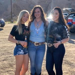 Meet your Posher, Megan